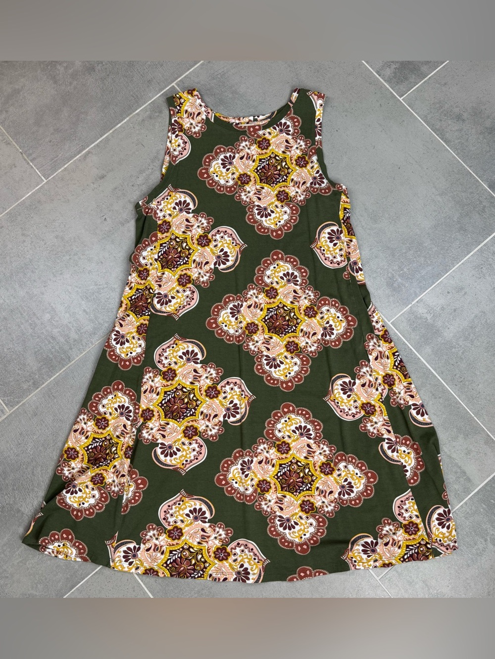 Loft paisley sleeveless knit dress small